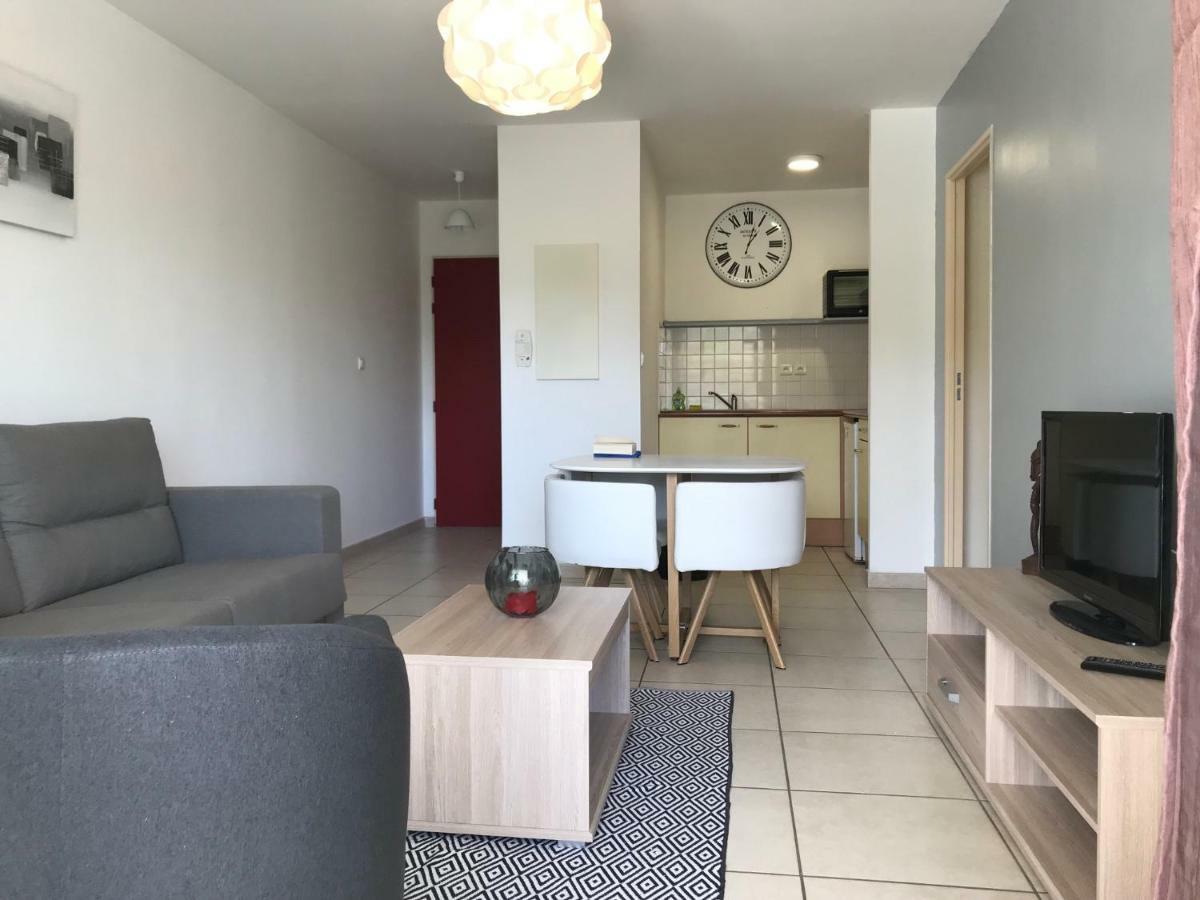 Meuble Homard Avec Jacuzzi Et Vue Mer Saint-Gilles-les Bains Eksteriør bilde