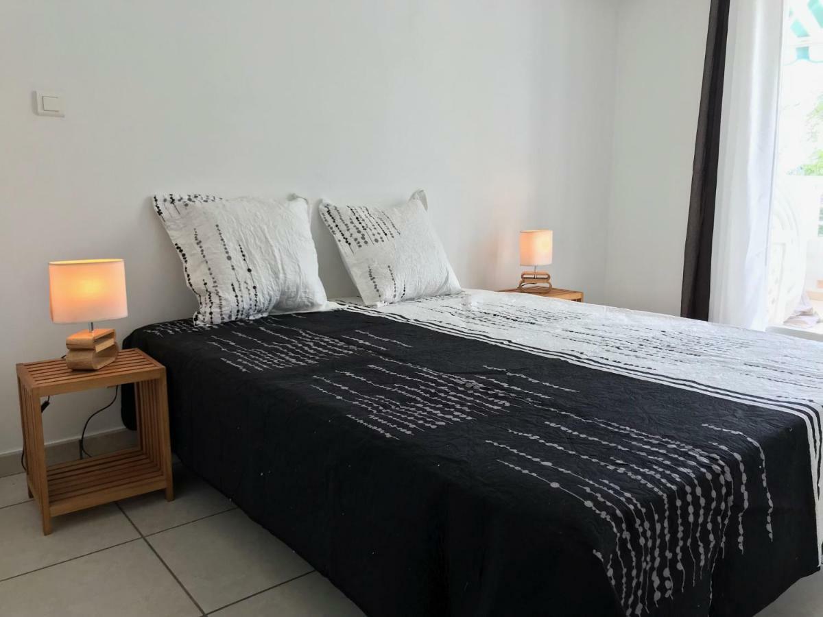 Meuble Homard Avec Jacuzzi Et Vue Mer Saint-Gilles-les Bains Eksteriør bilde